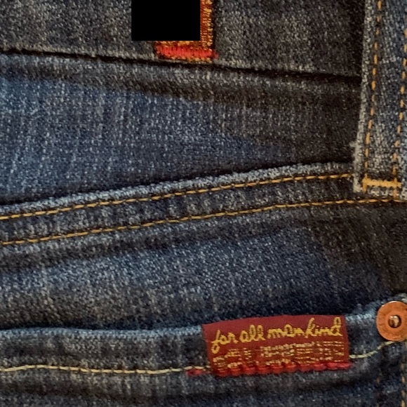 7 For All Mankind Kimmie Crop - Picture 3 of 7